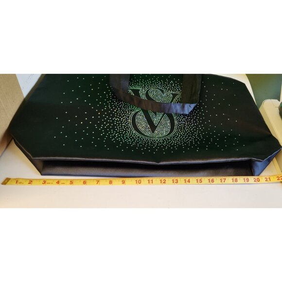 Victoria’s Secret Shine Zipper Tote Bag Holiday 2024 Bling Diamante Graphic VGC - Picture 7 of 8